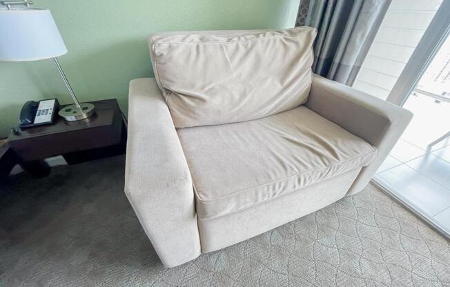 1 bed, 1 bath, 420 sqft, $2,080