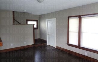 3 beds, 1 bath, $1,050