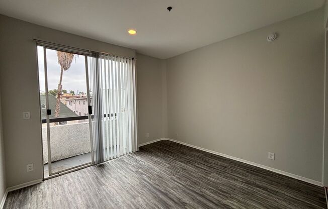2 beds, 2 baths, 1,100 sqft, $1,998, Unit 301