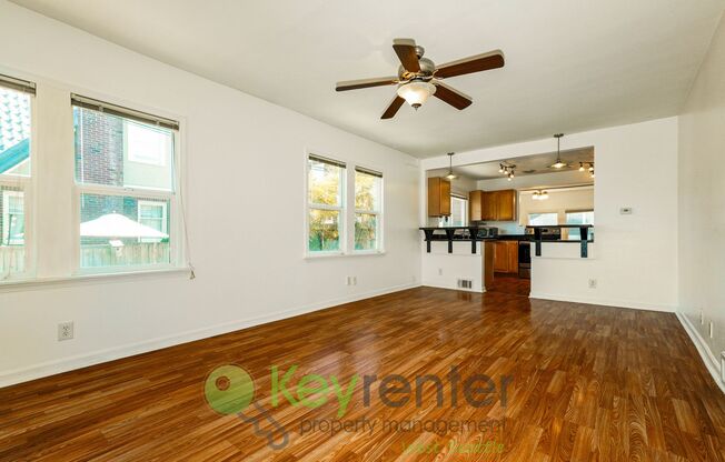 **Rent Special** Spacious 4-Bed Home Near Parks, Schools, and Shops