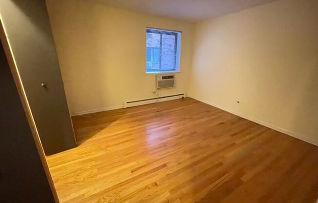 1 bed, 1 bath, 700 sqft, $1,675, Unit 431-#325