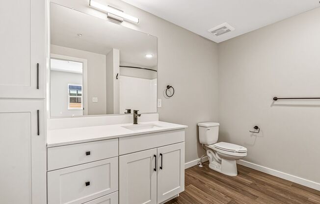 3 beds, 2 baths, 1,281 sqft, $2,199, Unit 1-310