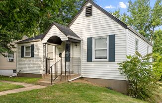 Move-in Ready 2 bed 1 bath home in Jennings School District!