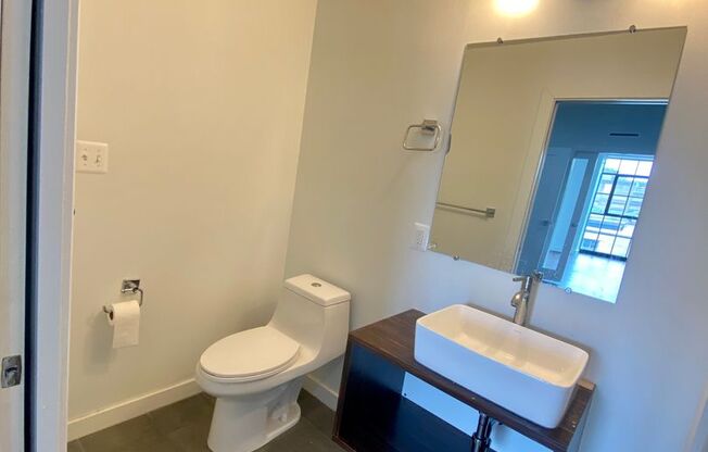 1 bed, 1 bath, 478 sqft, $1,650, Unit 305