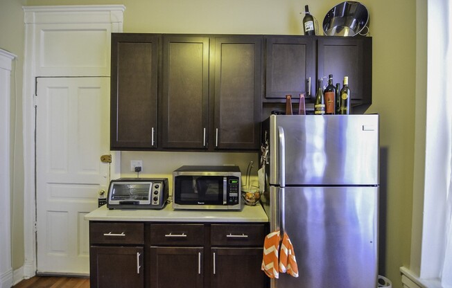 1407 ERIE