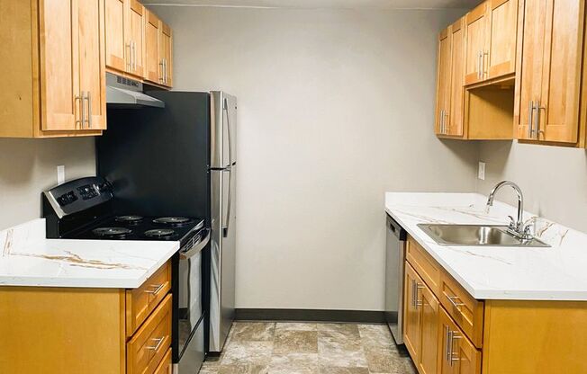 2 beds, 1 bath, 830 sqft, $1,285, Unit O-244