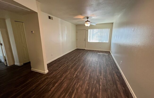 2 beds, 1 bath, 950 sqft, $1,225, Unit 109