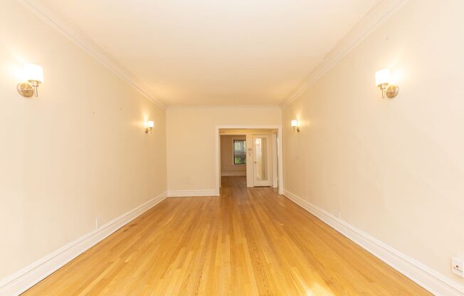 1 bed, 1 bath, 765 sqft, $1,445, Unit 605-2L