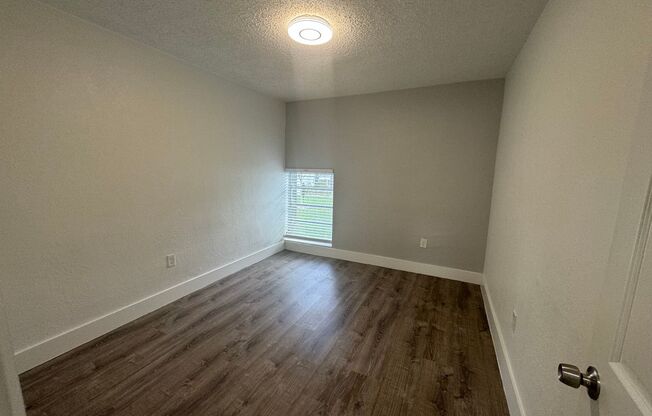 2 beds, 1 bath, 850 sqft, $1,995, Unit 6036-8