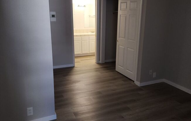 1 bed, 1 bath, 576 sqft, $1,545, Unit 301