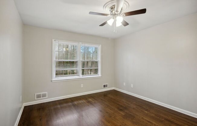 4 beds, 2.5 baths, $2,575, Unit Unit A