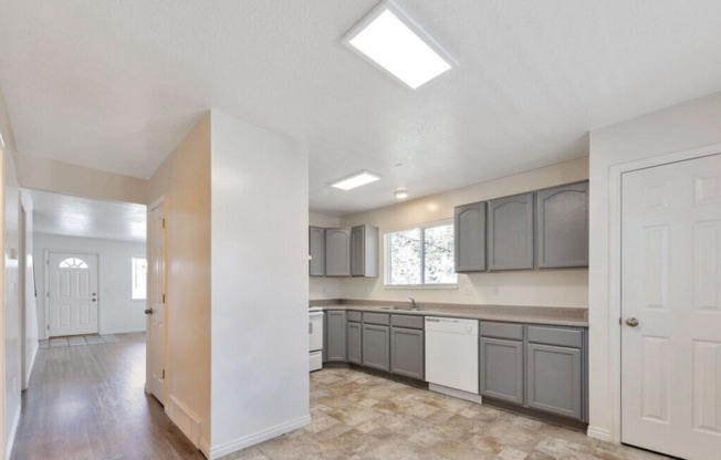 Pages Lane Apartments and Townhomes