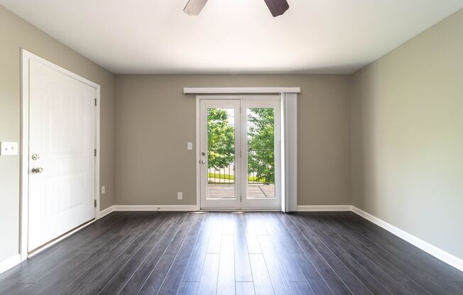 1 bed, 1 bath, 616 sqft, $895, Unit H-7