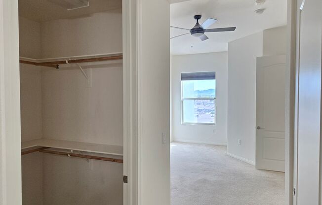 2 beds, 2 baths, $1,600, Unit UNIT 332