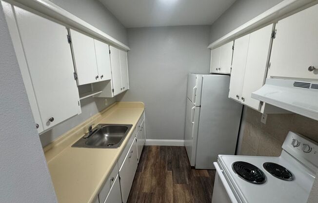 1 bed, 1 bath, 650 sqft, $1,595, Unit 2300-203