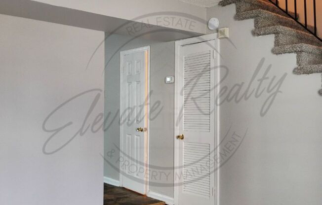 Two Bedroom Townhouse with deck near Trinity Hills!