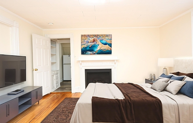 46 River St