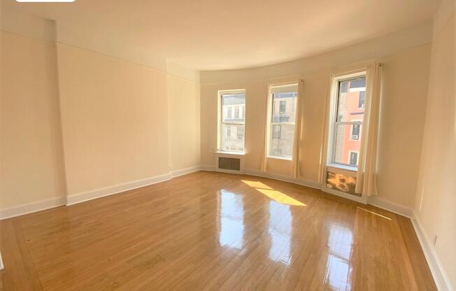 251 W 102 ST