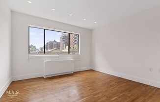 345 W 30th St 5B