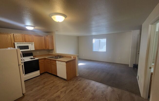 2 beds, 2.5 baths, 1,094 sqft, $1,675, Unit Unit 1