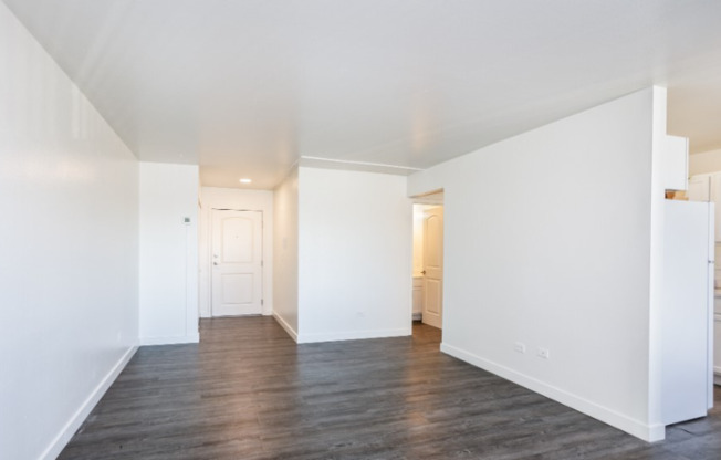 8888 E 13 AVE