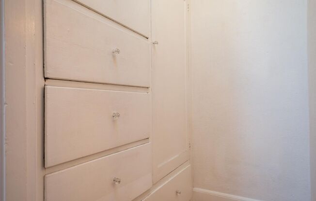 Studio, 1 bath, 485 sqft, $1,195, Unit 406