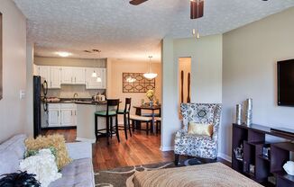 Keeneland Crest Apartments