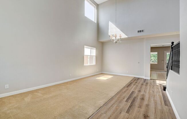 City/Mtn Views from this Stunning 5Bd/3Ba, UNFURNISHED Residence