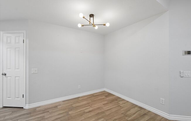 2 beds, 2 baths, $1,699, Unit Unit 102