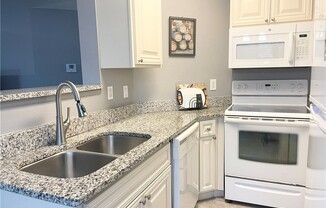 12550 Equestrian CIR