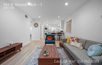945 N BEAUDRY AVE