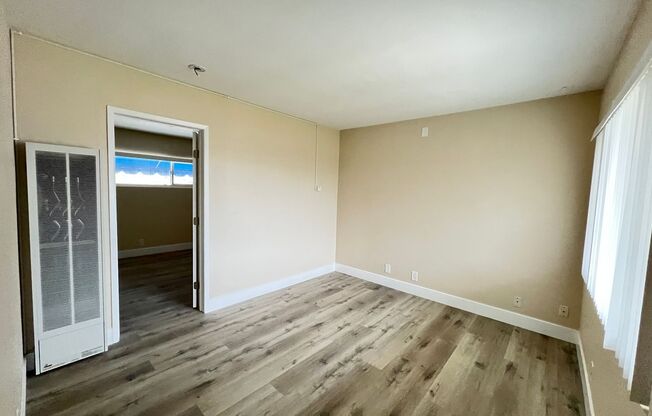 1 bed, 1 bath, 700 sqft, $1,995