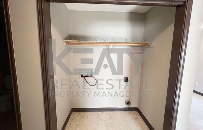 2 beds, 1 bath, 1,000 sqft, $675, Unit A