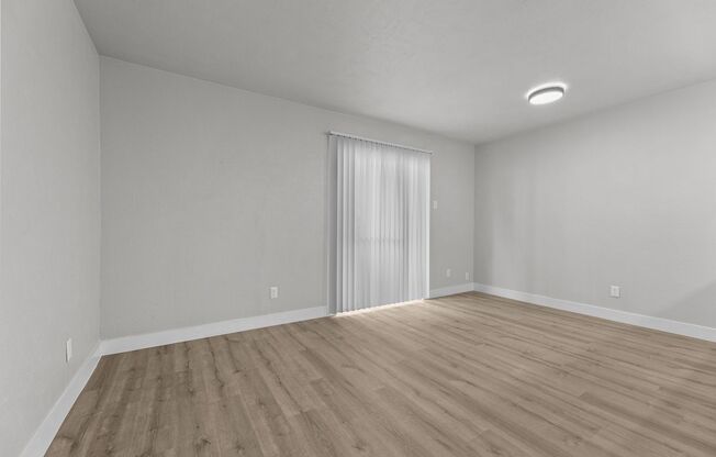 1 bed, 1 bath, 495 sqft, $800, Unit 214