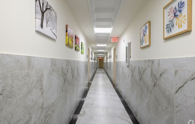 1 bed, 1 bath, 707 sqft, $1,980, Unit 610