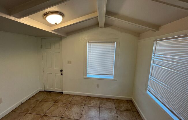 1195 143rd Ave