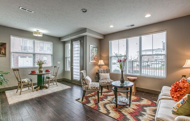 3 beds, 2 baths, 1,469 sqft, $1,995, Unit A - 1010 Unit 215 - C1469