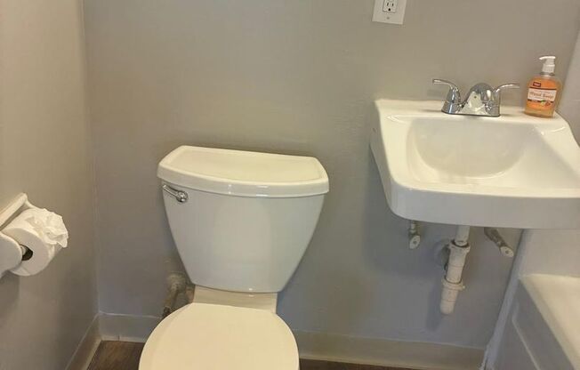 1 bed, 1 bath, 550 sqft, $1,199, Unit 2066
