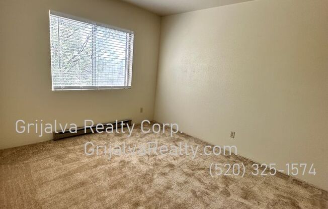 2 beds, 1 bath, 800 sqft, $895, Unit 3815