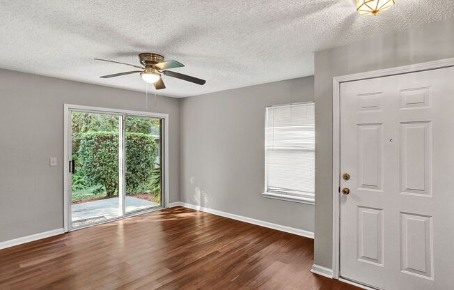 3 bedroom/ 2 bathroom condo in gated Southern Bridge in ST Johns!