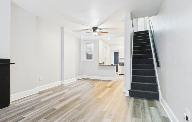 FULLY REMODELED 2 STORY TOWNHOME IN UNIVERSITY CITY