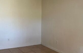 1 bed, 1 bath, $695, Unit 632 A