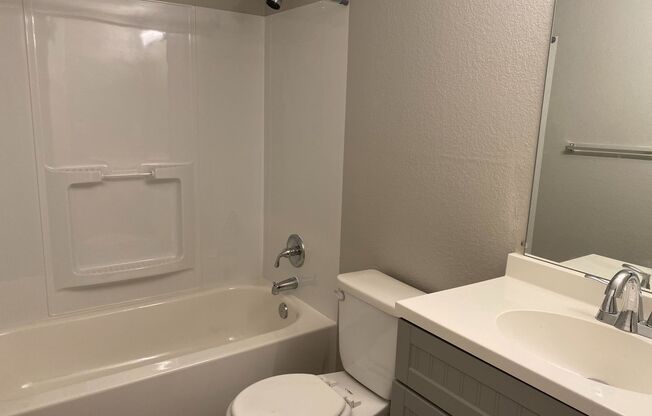 3 beds, 2 baths, 643 sqft, $2,550, Unit C-102