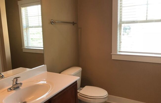 2 beds, 2 baths, $1,700