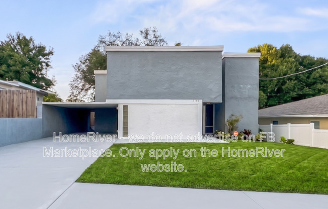 2115 W IVY ST