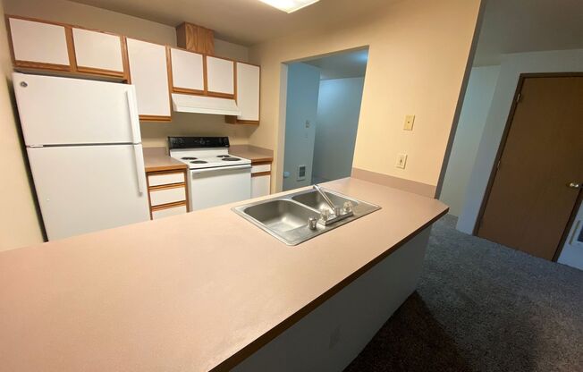 806 E Juniper Ave.
