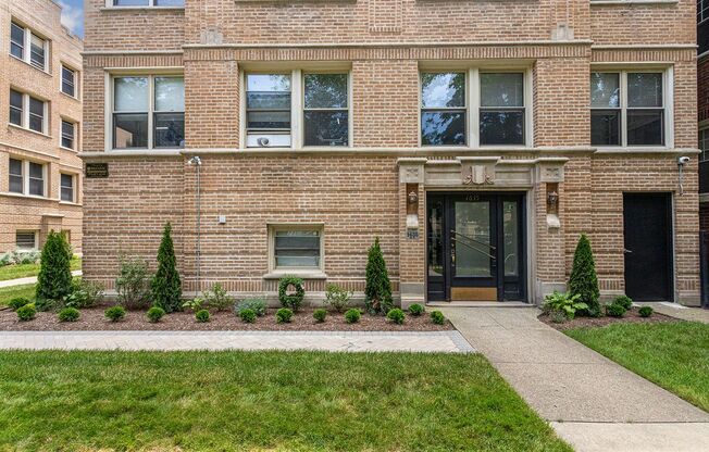 1 bed, 1 bath, 377 sqft, $1,650, Unit 1631-1F