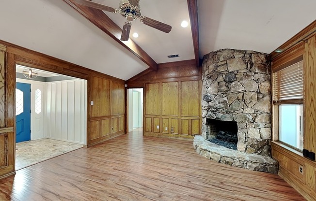 10114 BRANWOOD LN