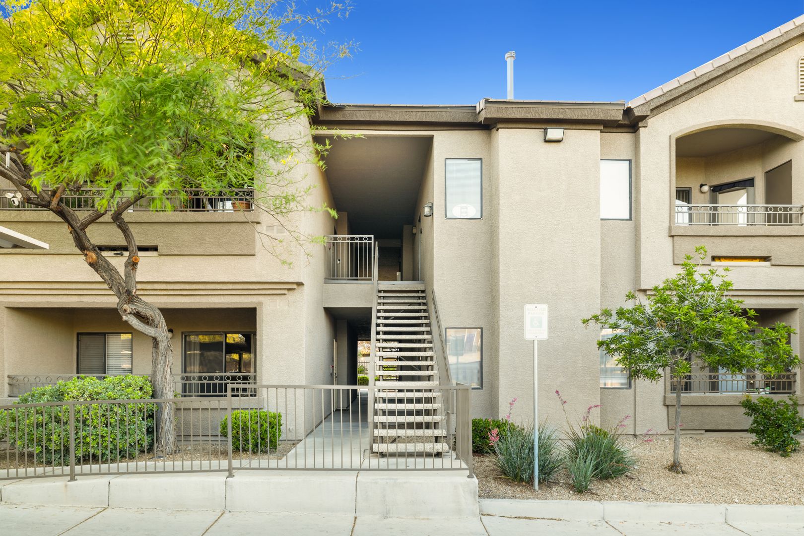 Comfort & Convenience: Modern 2-Bed, 2-Bath with Fireplace & In-Unit Laundry
