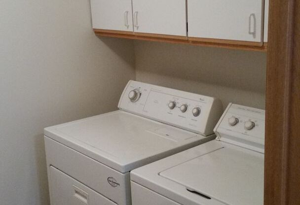 1 bed, 1 bath, 772 sqft, $1,039, Unit 2-204